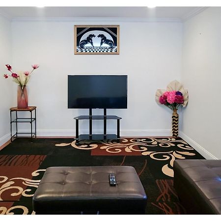 Modern Comfort Stays Александрия Екстериор снимка