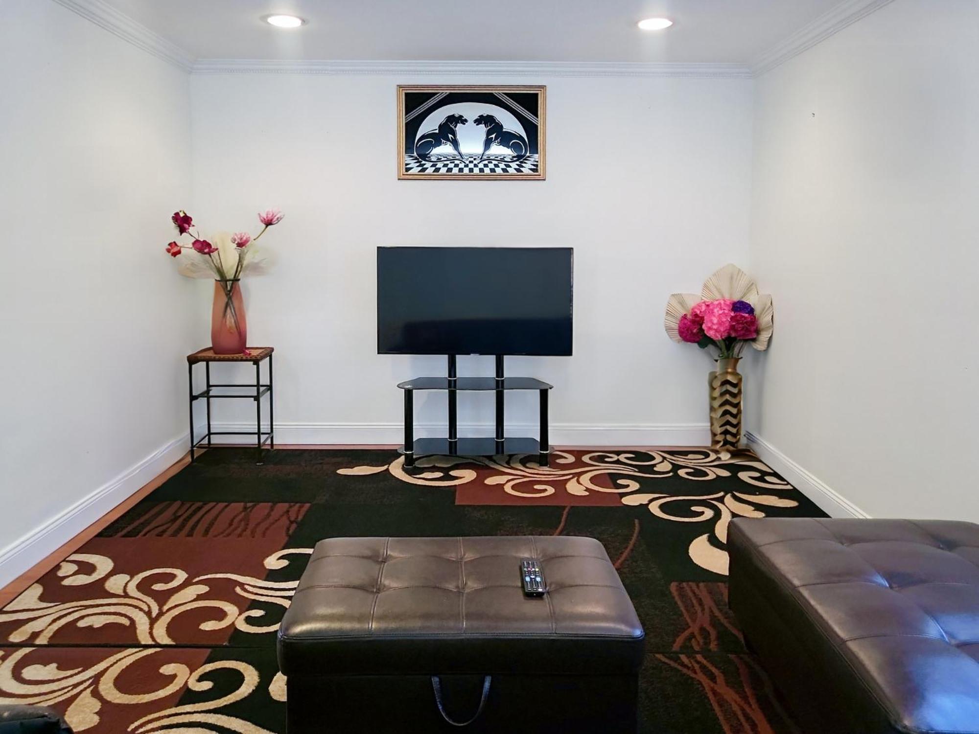 Modern Comfort Stays Александрия Екстериор снимка